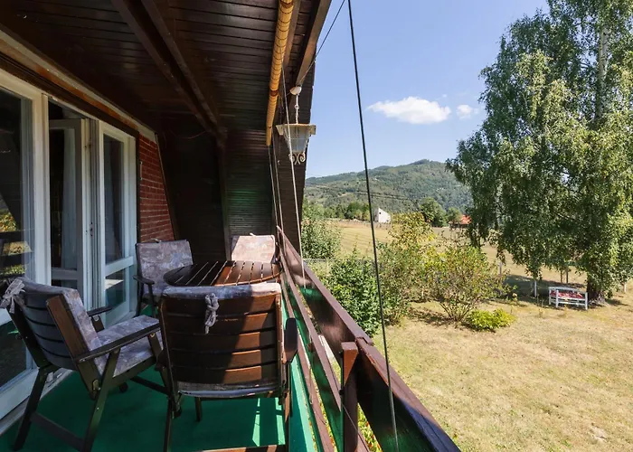 Pet-friendly - Planinska Vikendica Medurecje איווניצה