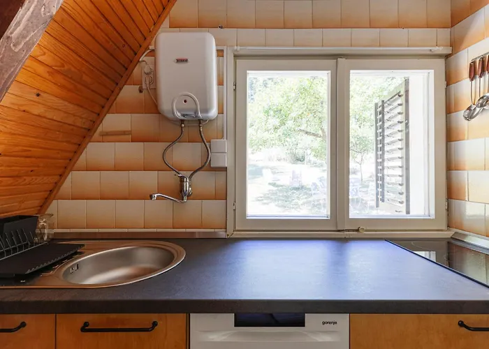 Pet-friendly - Planinska Vikendica Medurecje בקתה