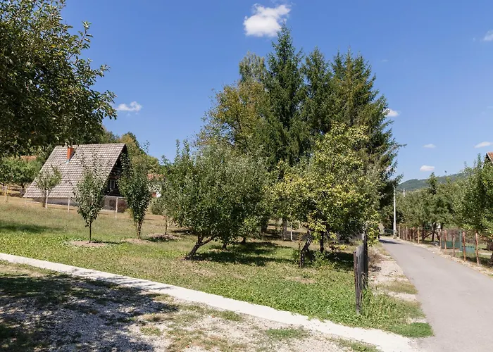 Pet-friendly - Planinska Vikendica Medurecje בקתה *